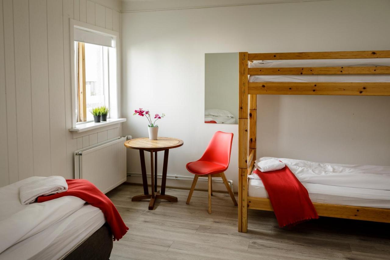 Guesthouse Sunnuholl Vestmannaeyjar Esterno foto